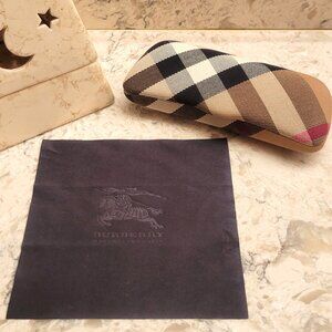 BURBERRY NOVA CHECK PLAID HARD CLAMSHELL EYEGLASSES CASE W/ CLOTH MADE IN ITALY